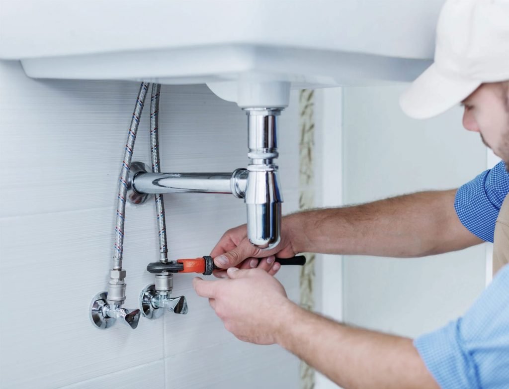 Loodgieter met spoed naar klus in Delft-Centrum